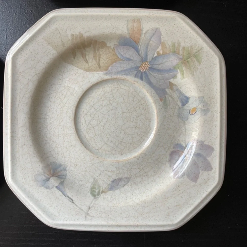 Mikasa Melissa Set of 4 Saucer Plates Floral Casual Moods Vintage Japan